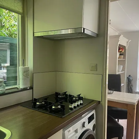 Holiday home Heerlijk In